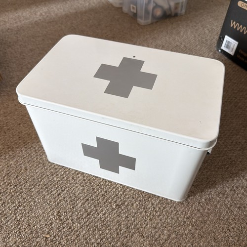 Zeller 18119 medicine first - 18119,