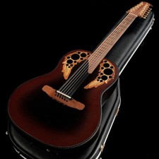 Chitarra acustica usata