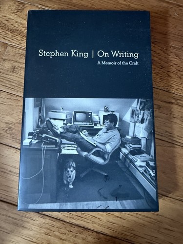 Stephen king writing a - king, on