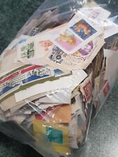 1,00 Kg. Kiloware francobolli mondiali con carta - usati