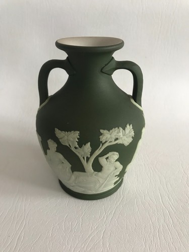 Vaso wedgwood verde oliva - 5",
