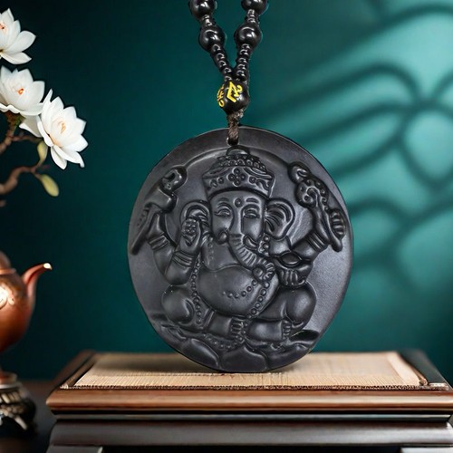 Collana con ciondolo ossidiana