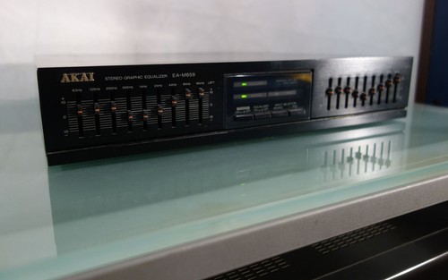 Akai band stereo graphic - akai,