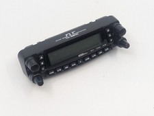 Il pannello frontale di TYT Qual Band Mobile Radio TH-9800 Ricetrasmettitore Auto TH9800