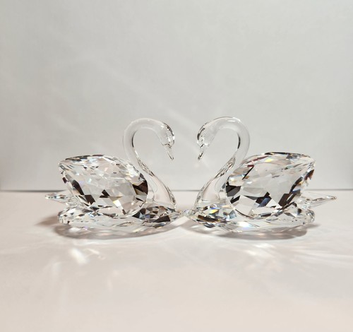 Swarovski figurine swan - figurine,