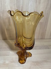 Vaso piedistallo tre punte drappo epico vichingo ambra metà secolo moderno alto 11"