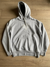 Felpa con cappuccio Pull and Bear OnePiece grigia grafica anime foderata in pile petto piccolo 42"