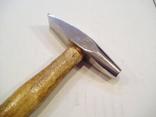 Martello manico legno testa