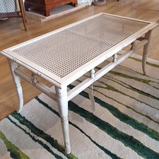 Tavolino con paglia di Vienna