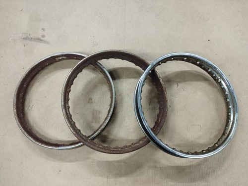 Lotto cerchi moto 36 - 3,