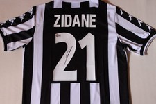 MAGLIA JUVE 1999 ZIDANE AUTOGRAFATA CON COA BECKETT BAS SIGNED SOCCER SHIRT