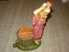 PRESEPE FONTANINI RAGAZZA CON