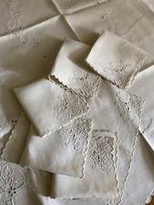 Antica tovaglia pesante francese lino panna ecrù e 6 tovaglioli tagliati ricamati