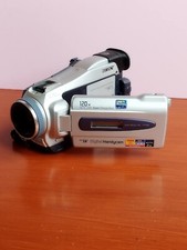 Sony  DCR-TRV 16