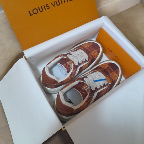 Louis vuitton tilted 43 - tilted, n.43