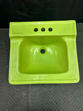 Lavabo da parete bagno verde