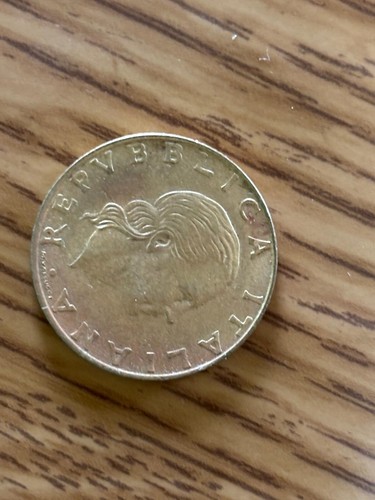 Moneta 200 lire rara - 200, lega