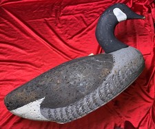 H Haman intagliato a mano