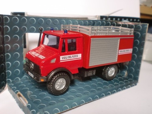 Cararama camion mercedes - ,