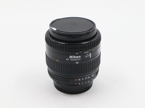 Nikon 70mm 3 - af, f/3.3-4.5-