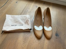 Decolte vernice Sergio Rossi