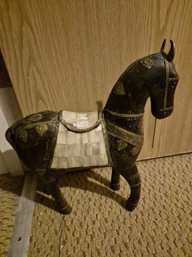 Vintage carved wood - carved, wood,