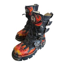 Nuovi stivali in pelle design