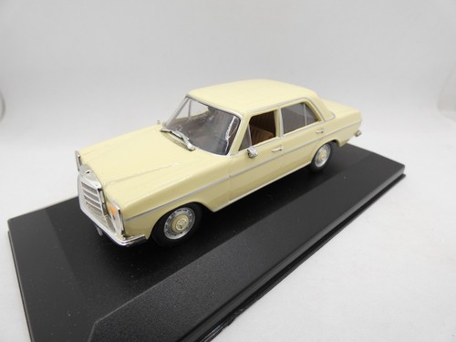 Mercedes 200 w115 crème 43 - 200,