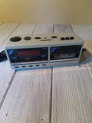 Radio orologio elettronico