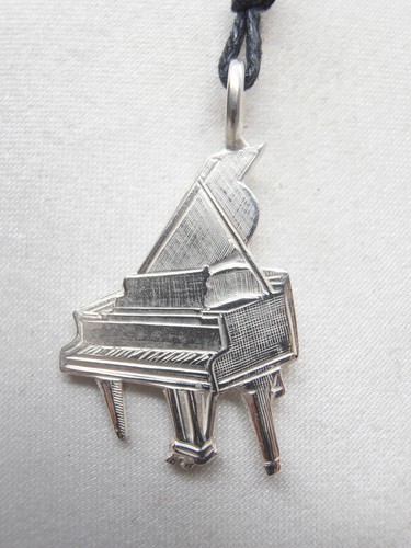 Pianoforte ciondolo in - :,