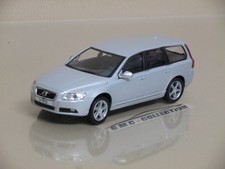 VOLVO V70 2009 GRiGiO SiLVER MET. MOTORAMA CARARAMA HONGWELL 1/43 (NO EDiCOLA)