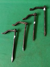 LOTTO 4 VECCHI CHIODI ARTIGIANALI MURATORE FERMASTADIA FERMARIGA. CQ16