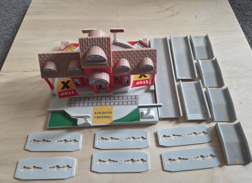Micro machines travel city - machines,