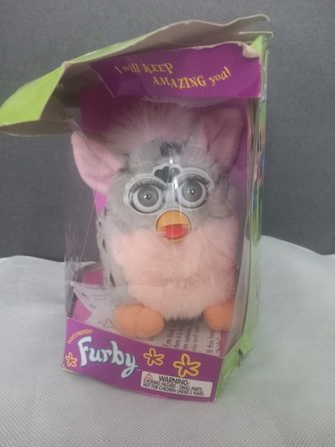 Furby 1998 tiger electronics - furby,