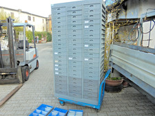 Armadio scaffale metallico-