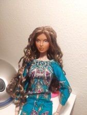 fashion royalty Head Isha  + Corpo Fashion Royalty Chiaro.