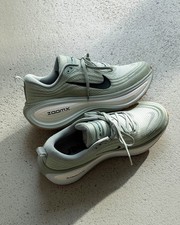 Hv8150 301 nike vomero plus - hv8150-301,