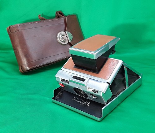 Polaroid land camera - sx-70,