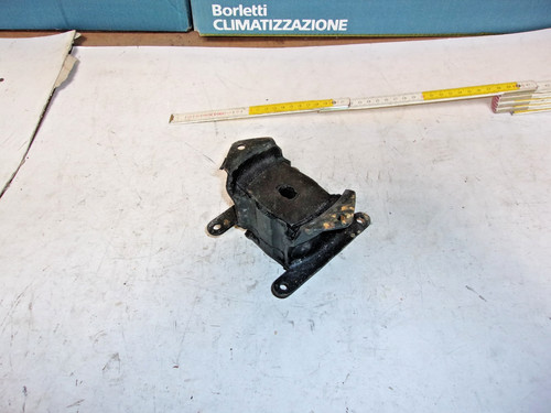 Supporto motore sinistro - supporto,