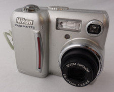 Nikon Coolpix 775 fotocamera
