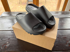 Adidas Yeezy Slides grigio