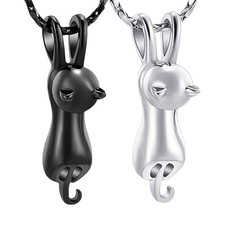 Collana con ciondolo a forma
