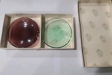 Coppia di piatti in scatola