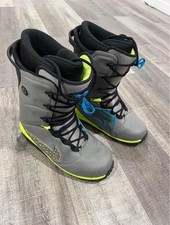 Rari stivali da snowboard Nike
