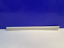 Modanatura porta posteriore