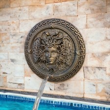 fontana testa di medusa