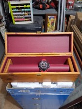 scatola di legno porta orologi