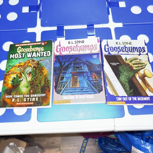 Goosebumps books stay - goosebumps, out