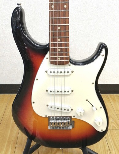 Peavey raptor exp used - exp, maple