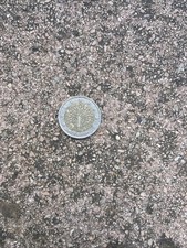 Moneta da 2 Euro rara  Francese anno 2001 con errori di conio. Notare i due zero